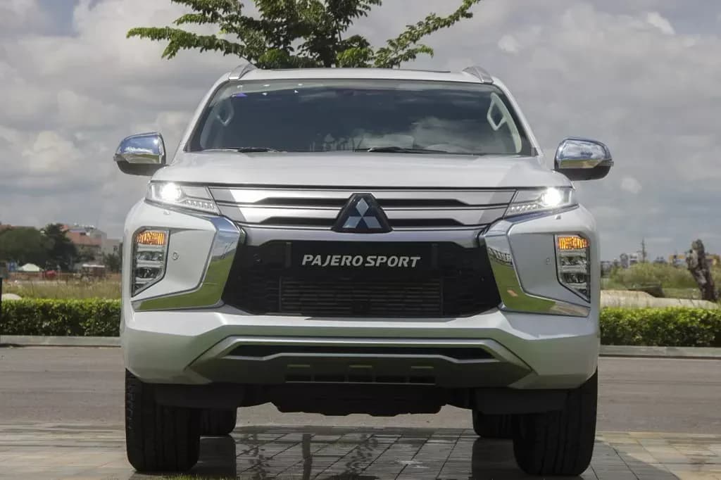 Pajero Sport - Mitsubishi Moveo Bình Định